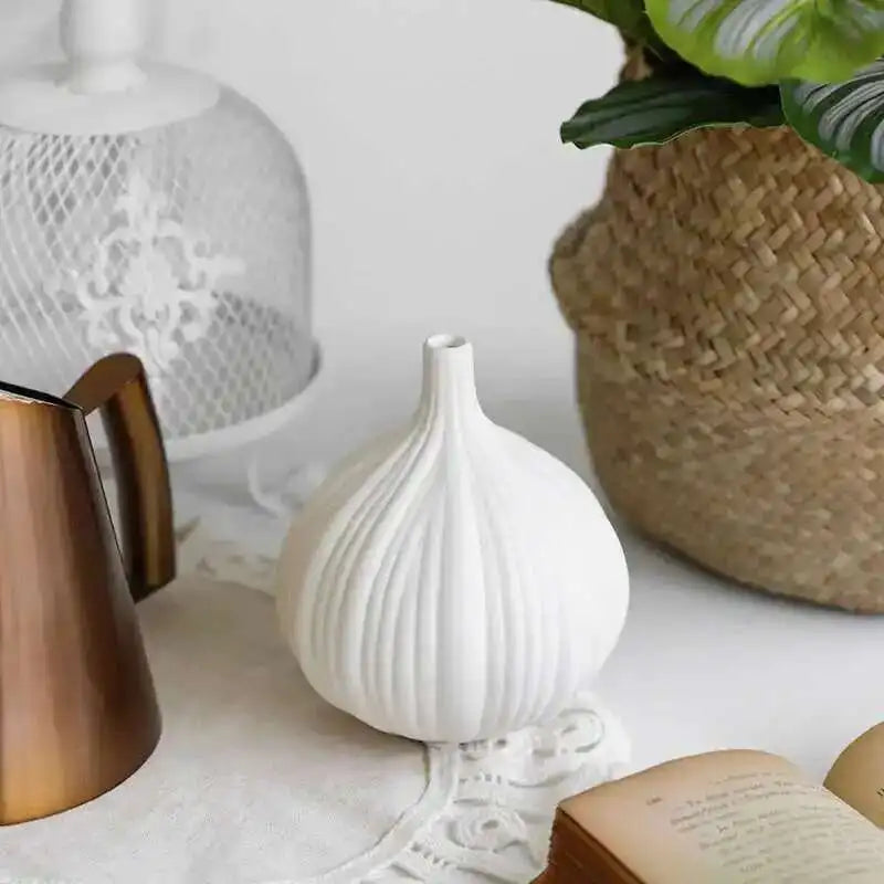 Nordic Ceramic Garlic Shape Decorative Vase