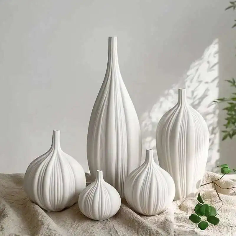 Nordic Ceramic Garlic Shape Decorative Vase